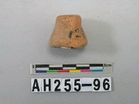 藏品(梯形有腰陶紡輪)的圖片